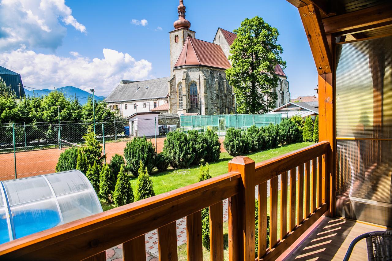 Hotel Penzion Fako Liptowski Mikułasz Zewnętrze zdjęcie